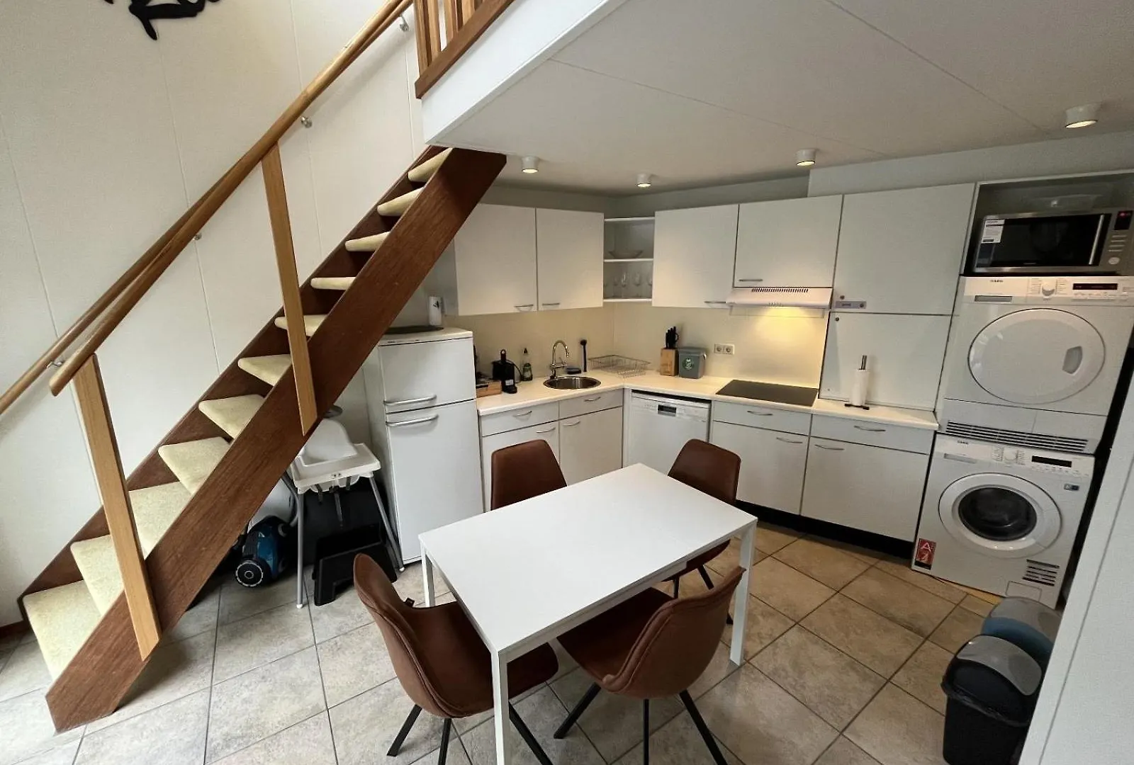 Appartement Lijnden Netherlands